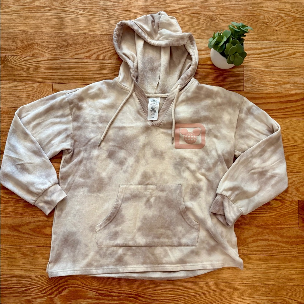 Disney World Tie-Dyed Hoodie with Front Pocket Sz L (Women). Fits like MEDIUM